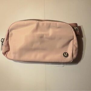 Lululemon Athletica Everywhere Soft Pink Belt Bag